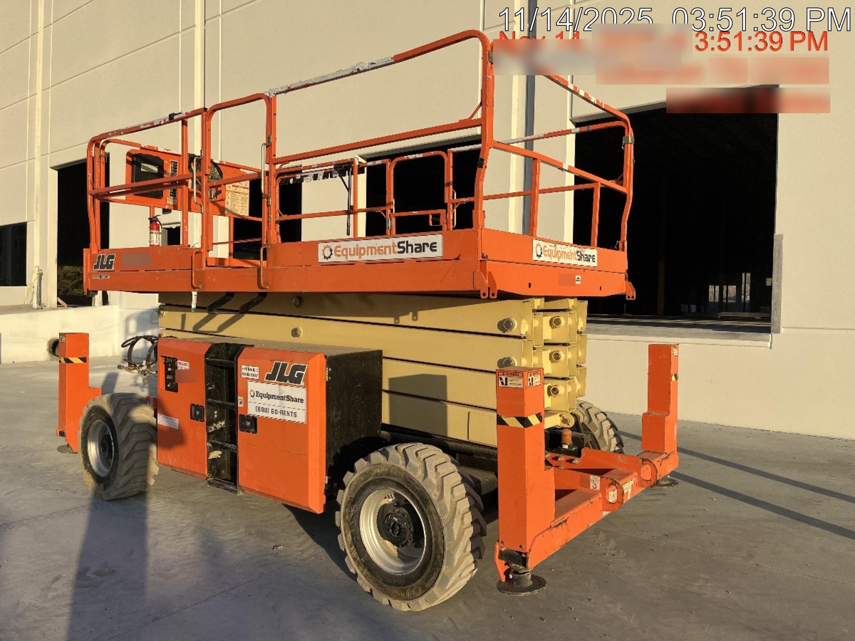 2019 JLG 430LRT