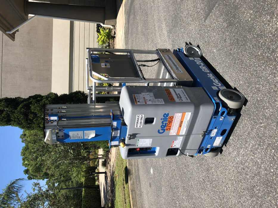 2019 GENIE GR-20