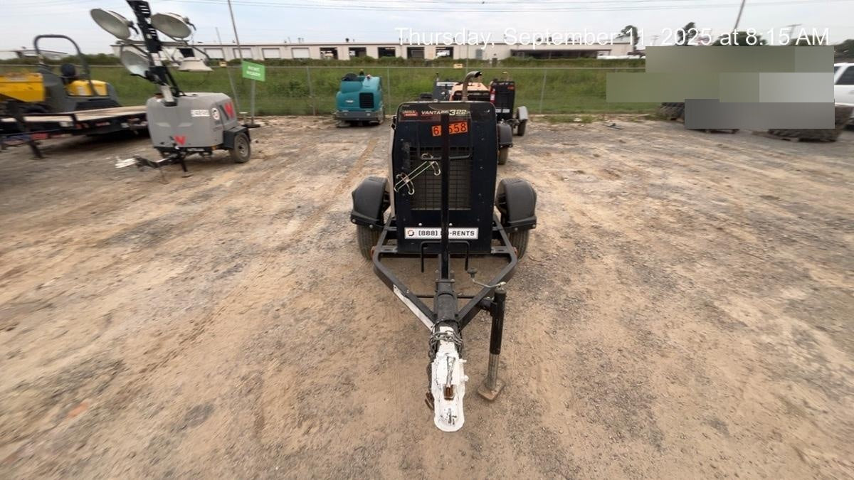 2019 Lincoln Electric Vantage 322 Welder Ready-Pak 3, Two wheel trailer, Fender and Light kit, Cable Rack