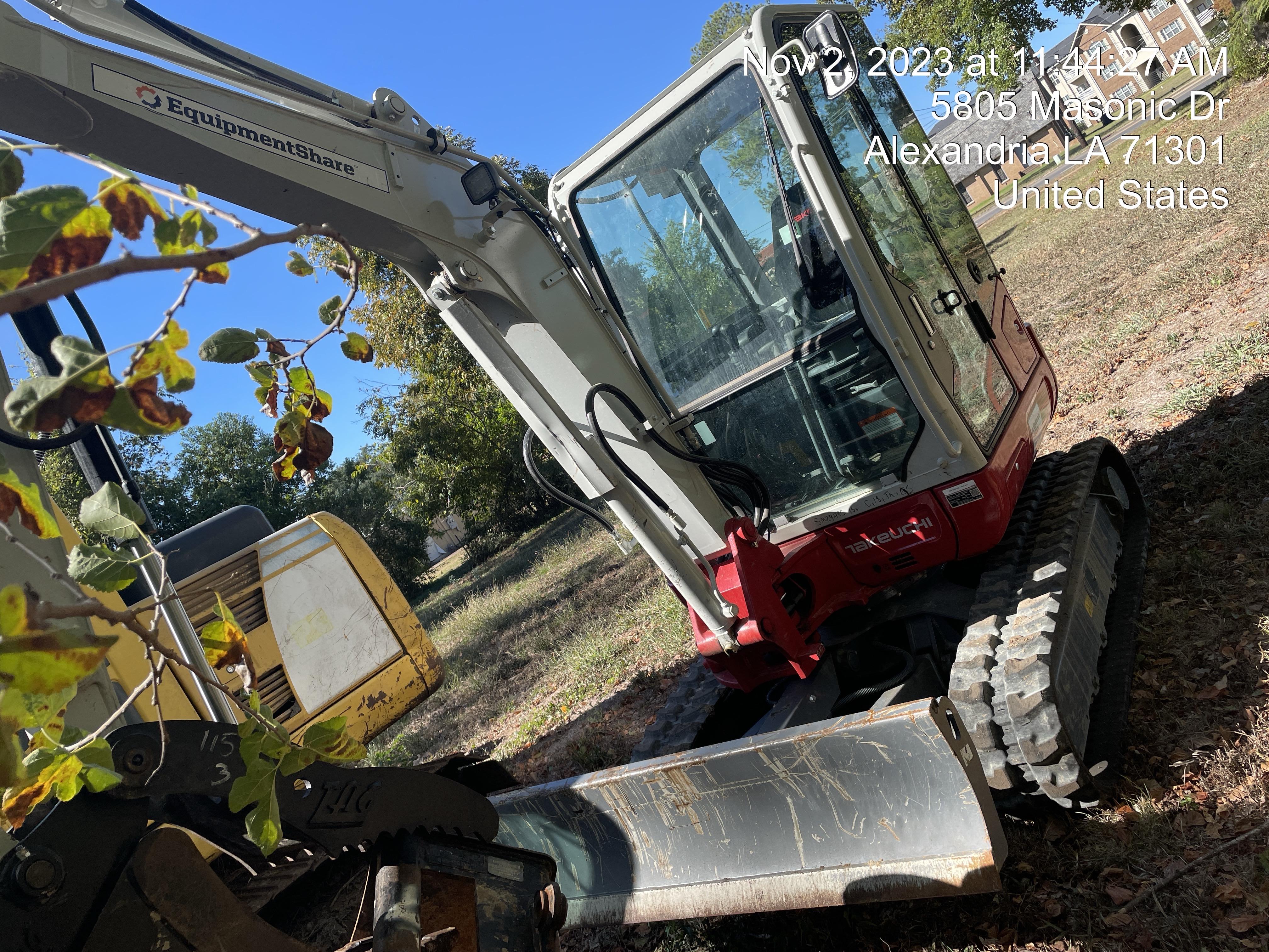 2023 TAKEUCHI TB235-2CR