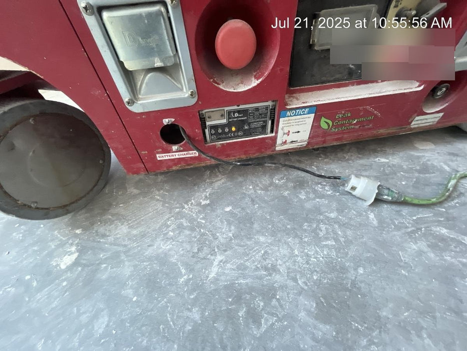 2020 MEC 1330SE Solid NM Tires, Steel Swing out Doors, LCS, Beacon, 900W Invertor