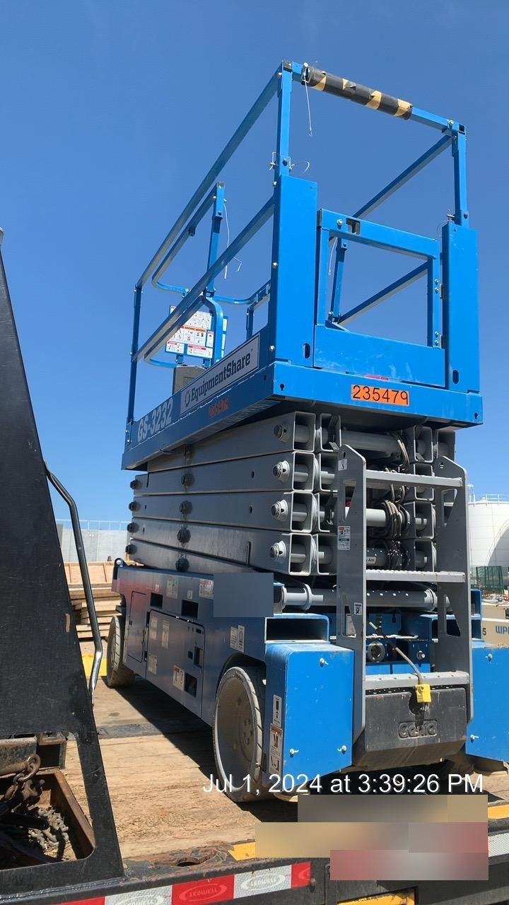 2022 GENIE GS-3232