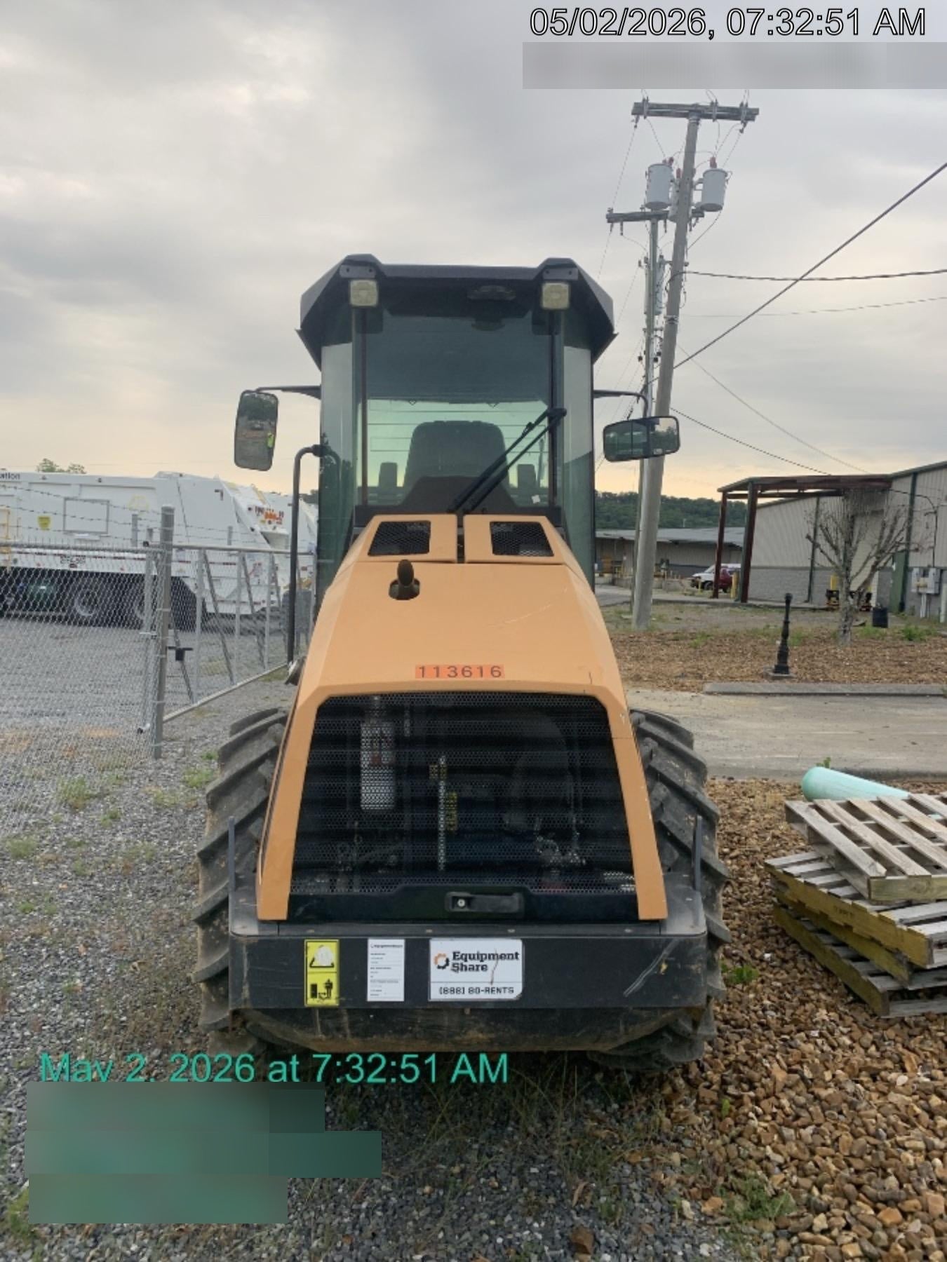2020 CASE SV207E