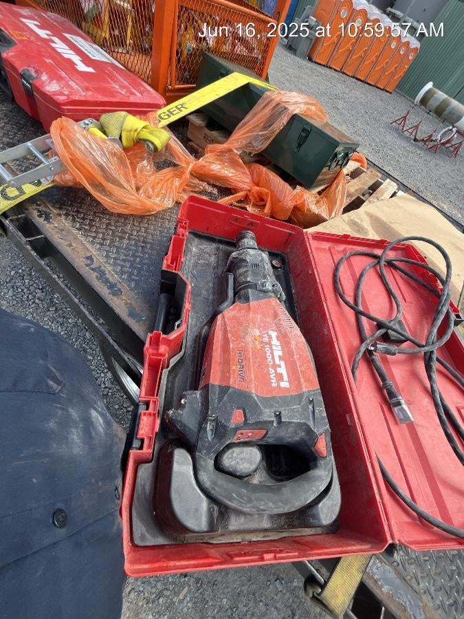 2020 HILTI TE 1000-AVR
