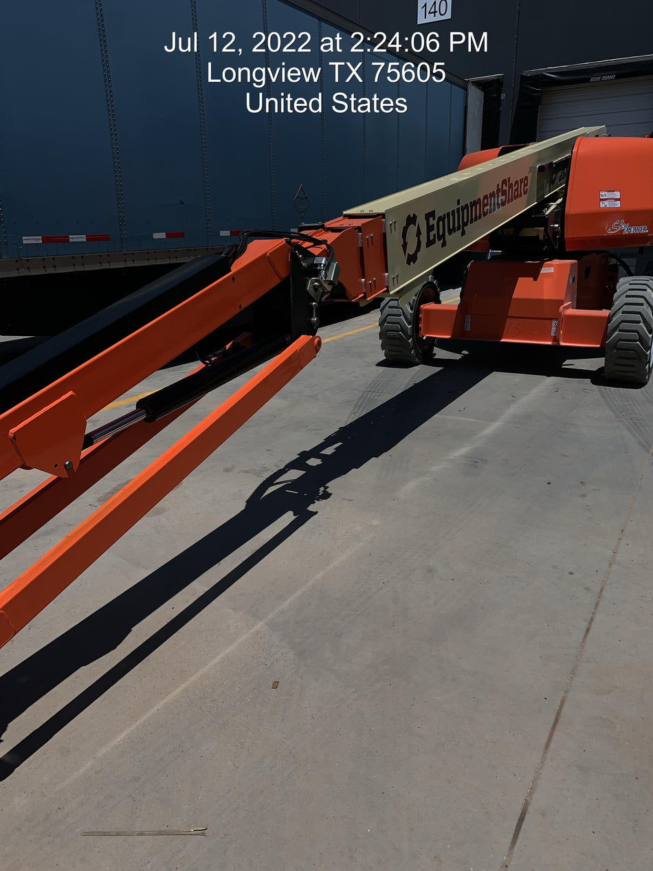 2022 JLG 660SJ