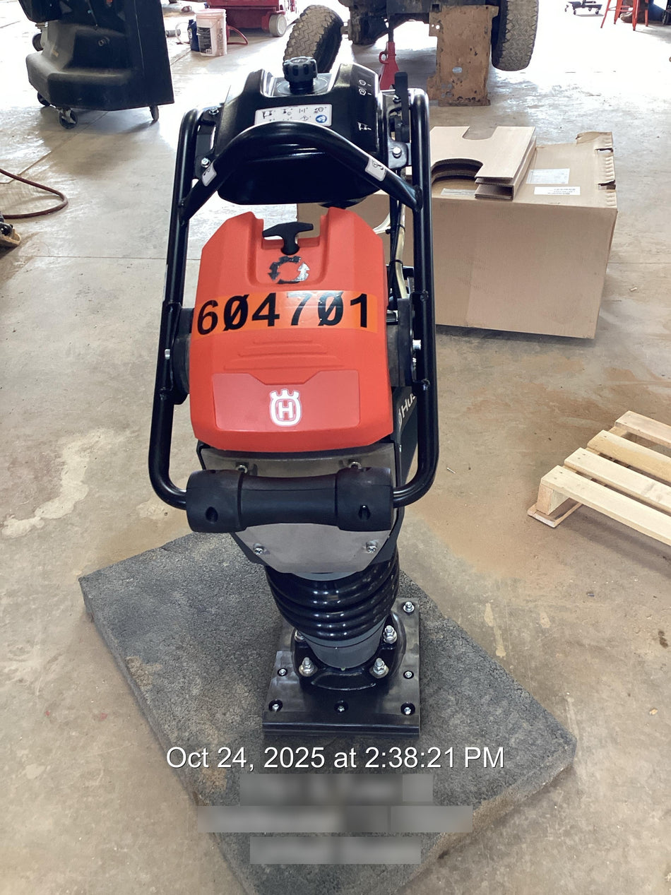 2025 HUSQVARNA LT6005