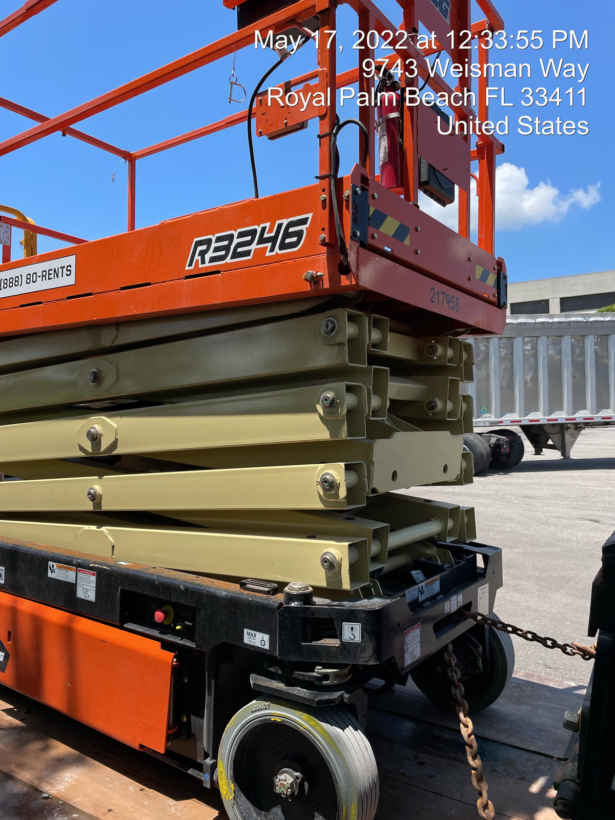 2022 JLG R3246