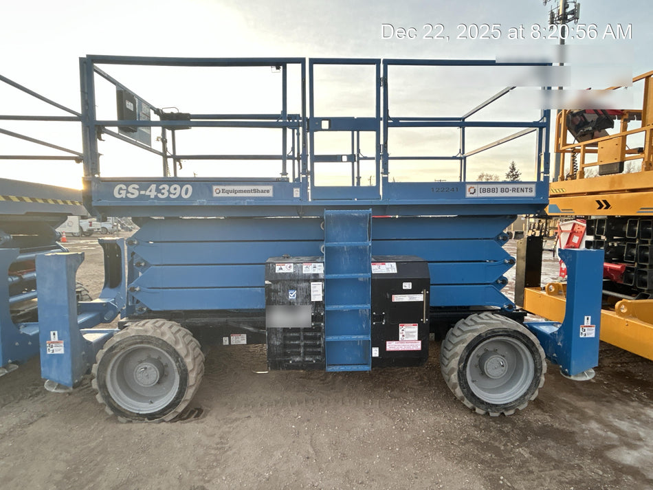 2020 GENIE GS-4390 RT