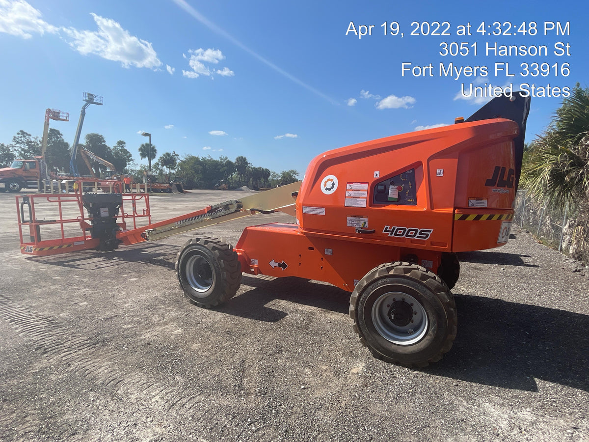 2022 JLG 400S