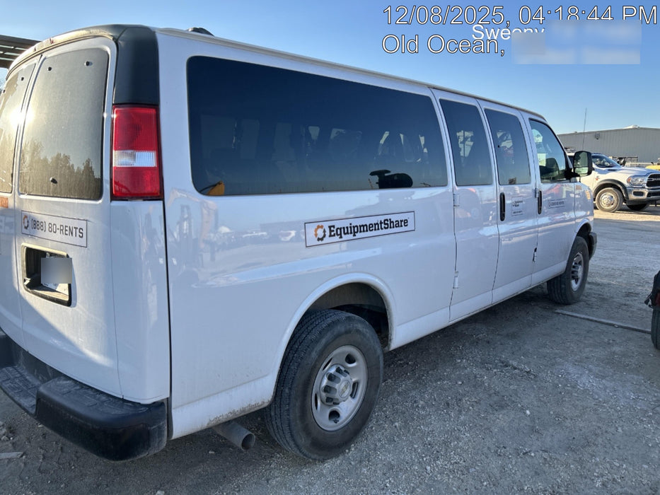 2023 CHEVROLET Express Van - Rental