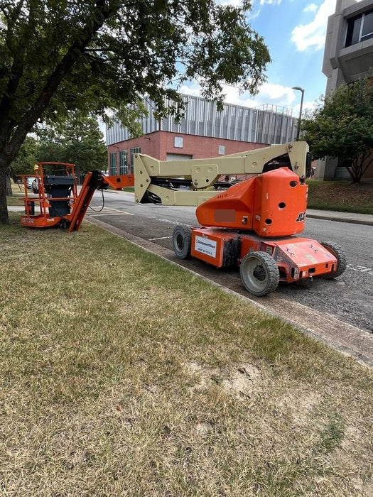 2019 JLG E400AJPN
