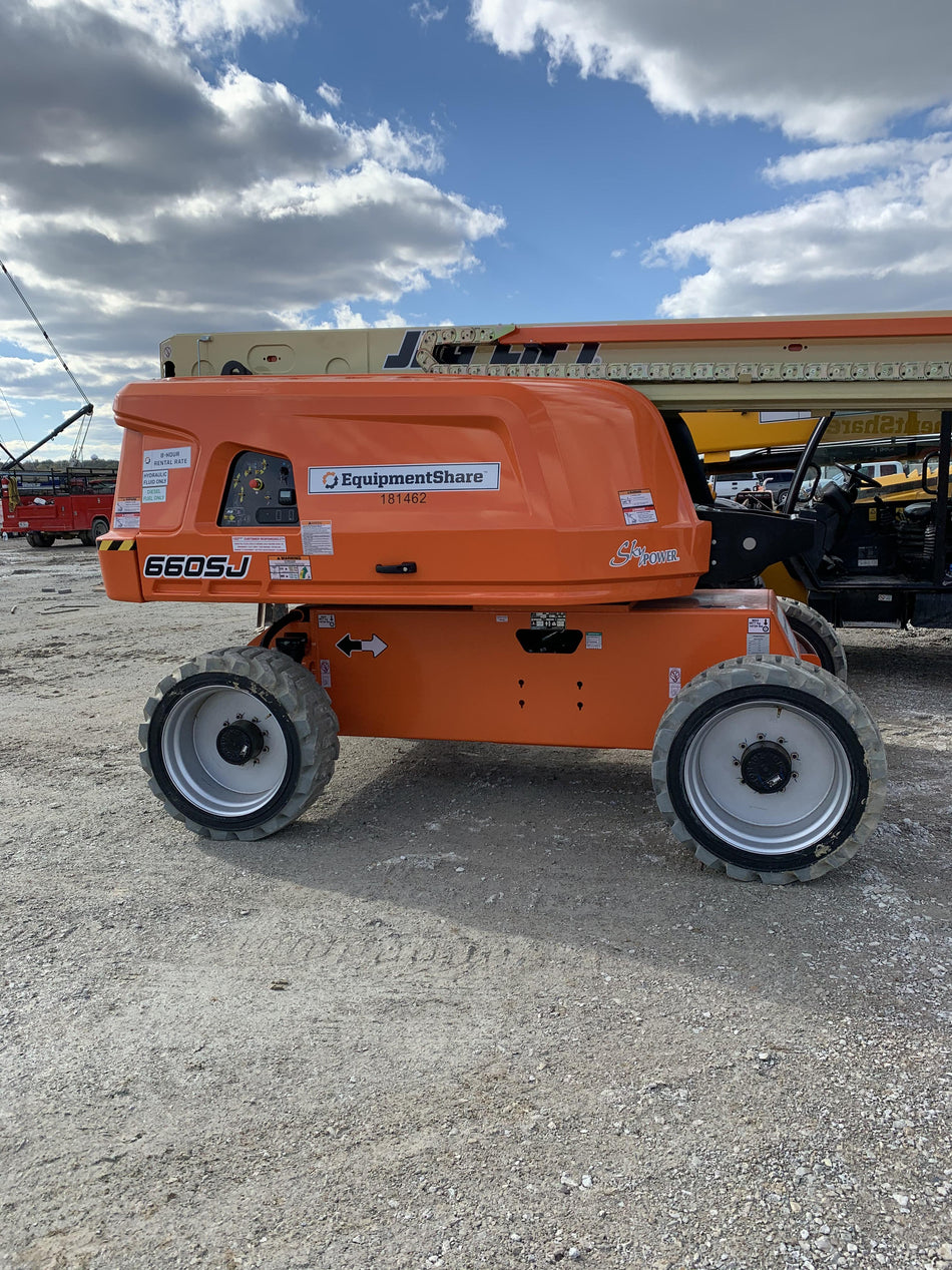 2021 JLG 660SJ