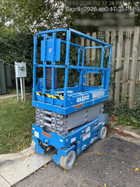 2021 GENIE GS-1932