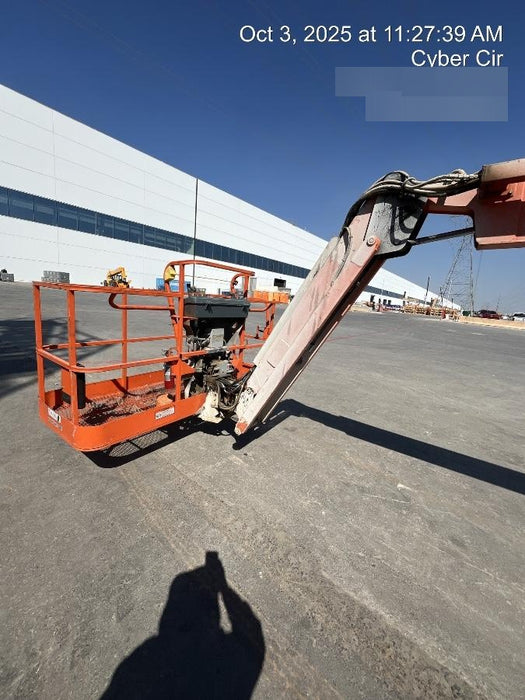 2021 JLG 800AJ