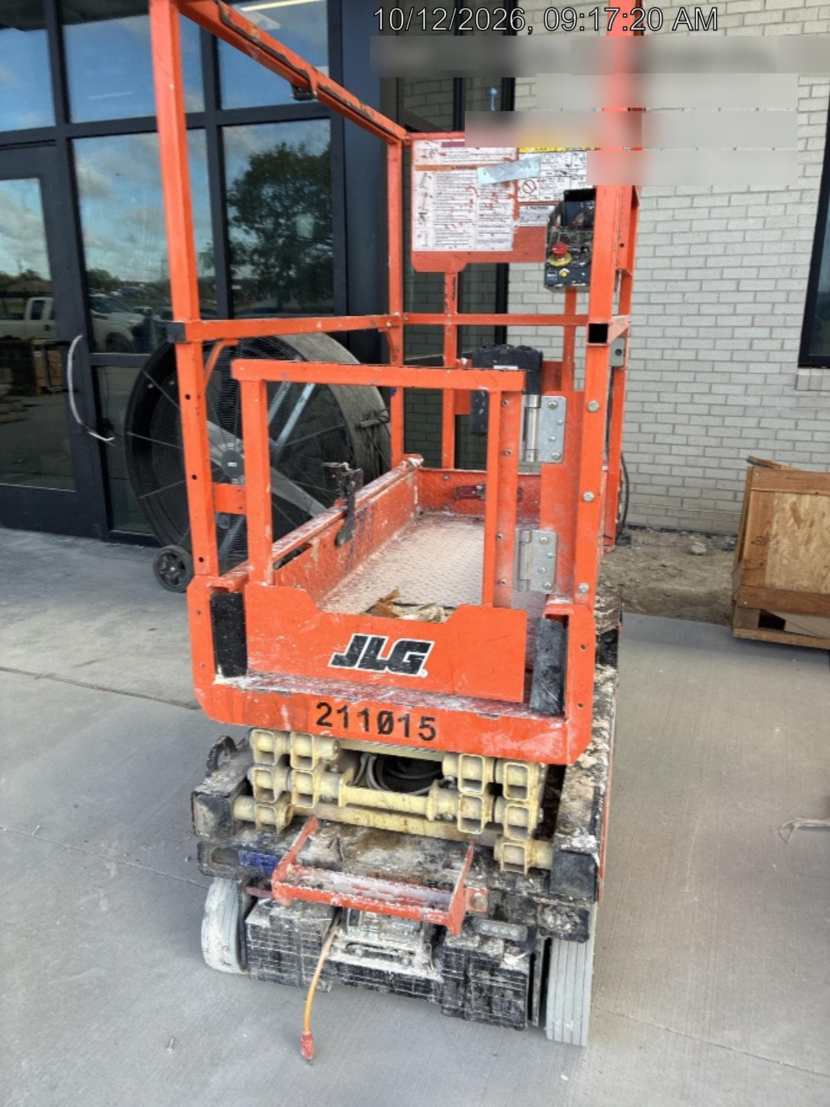 2022 JLG ES1330L