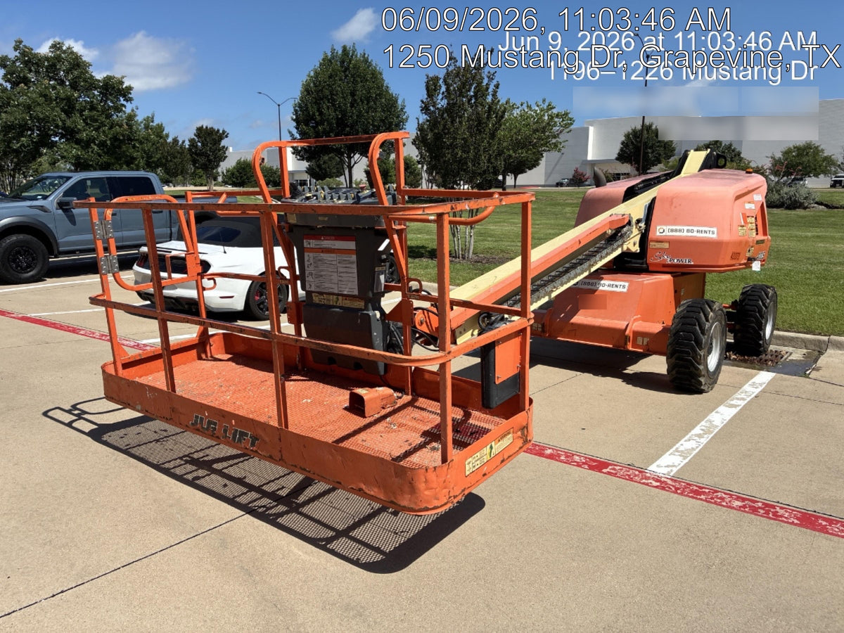 2019 JLG 400S