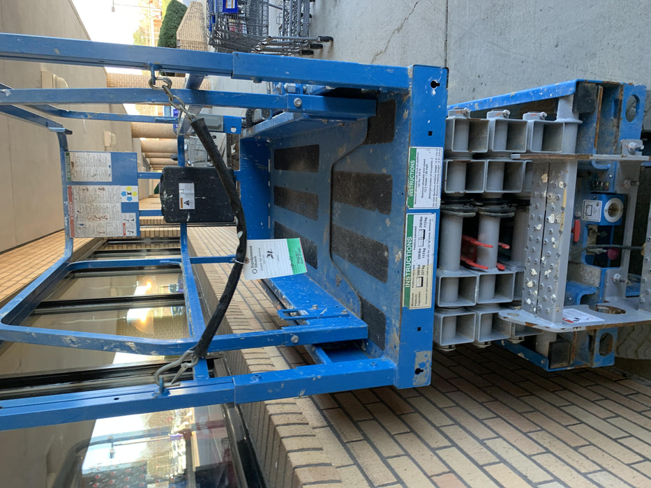 2019 Genie GS-1930 Fixed rails with chain Entry