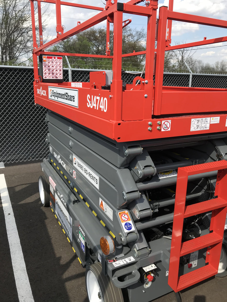 2021 SKYJACK SJ4740