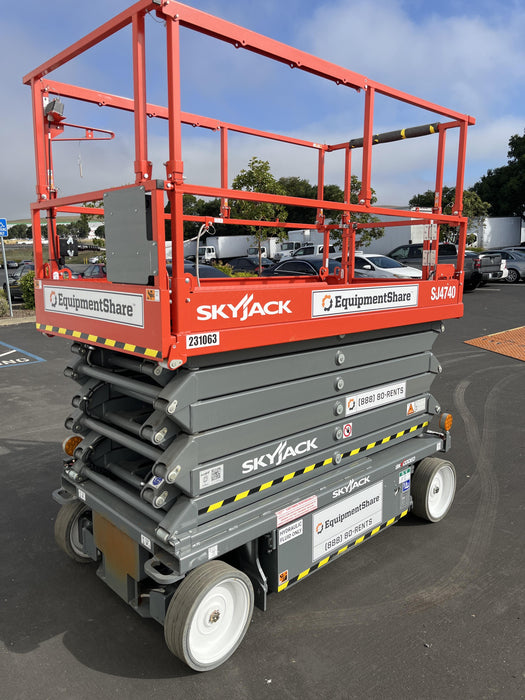 2022 SKYJACK SJ4740