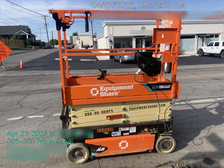 2025 JLG ES1932