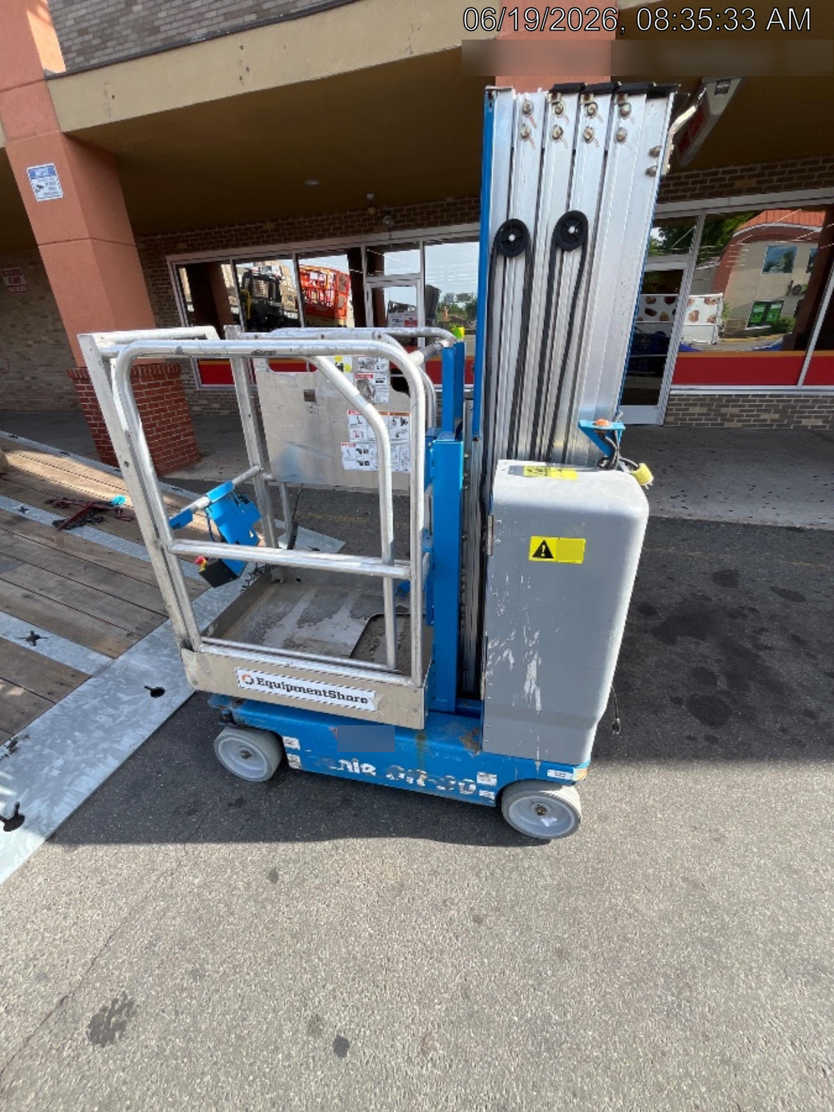 2018 GENIE GR-20