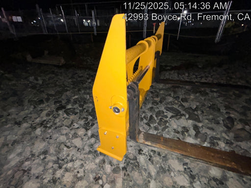 2025 JOHN DEERE 96" Loader Fork Carriage - John Deere