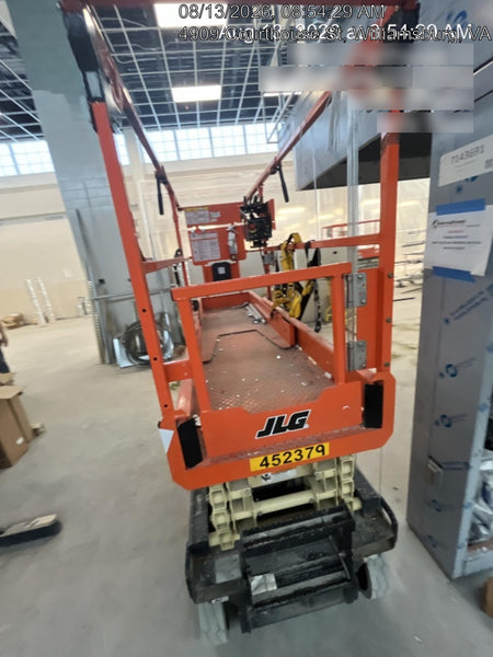 2024 JLG ES1932