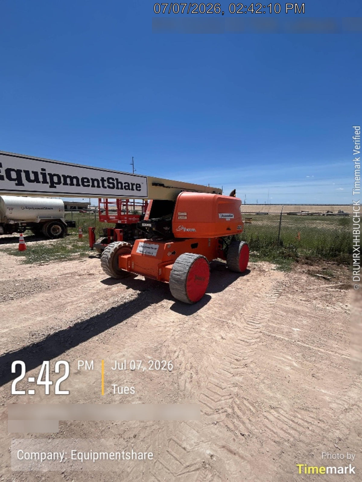 2021 JLG 660SJ