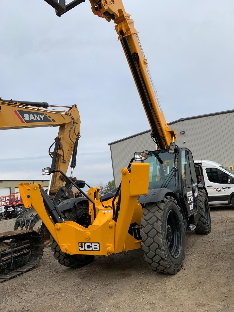 2022 JCB 512-56