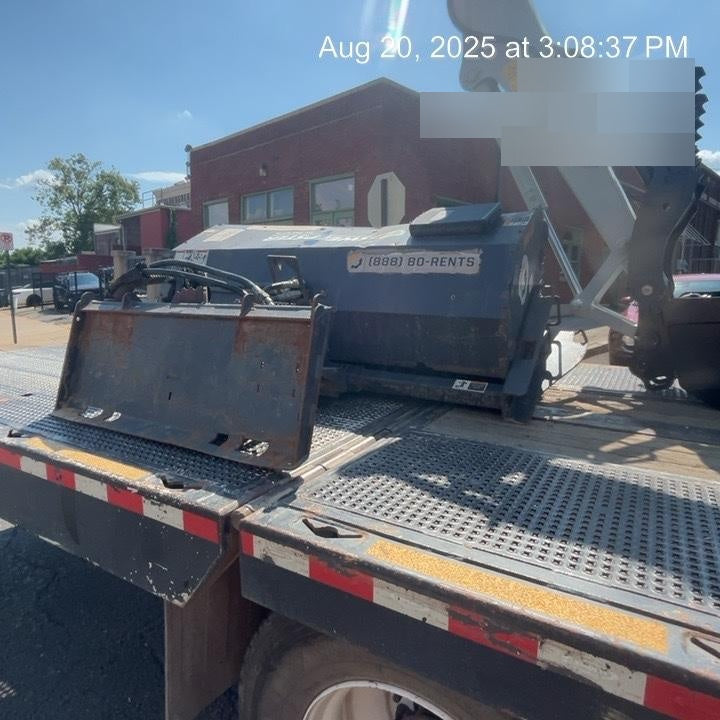 2019 PALADIN Sweepster SB72