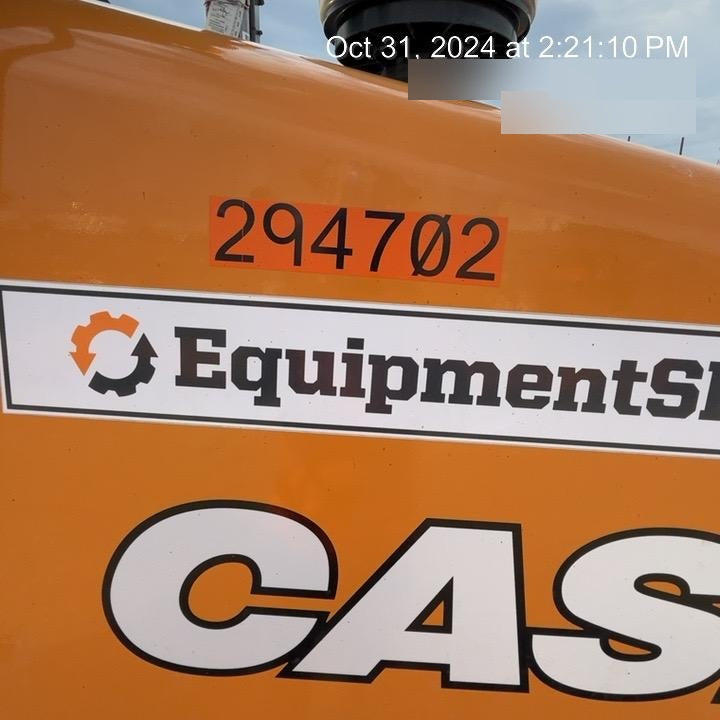 2023 CASE 588H