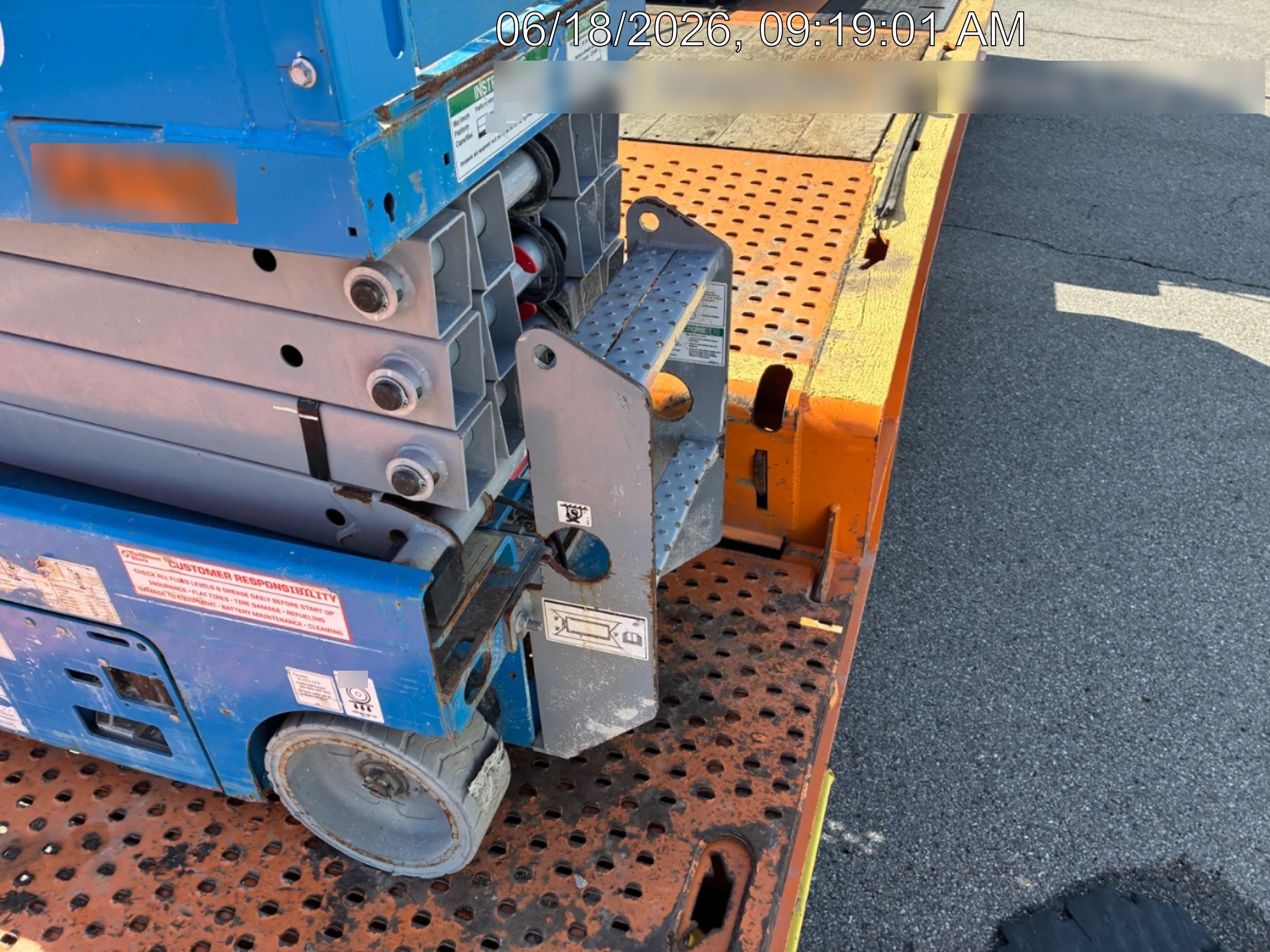 2020 Genie GS-1930 Solid Non Marking Tires, Beacon, Folding rails with half height swing gate