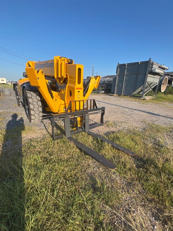 2025 JCB 512-56