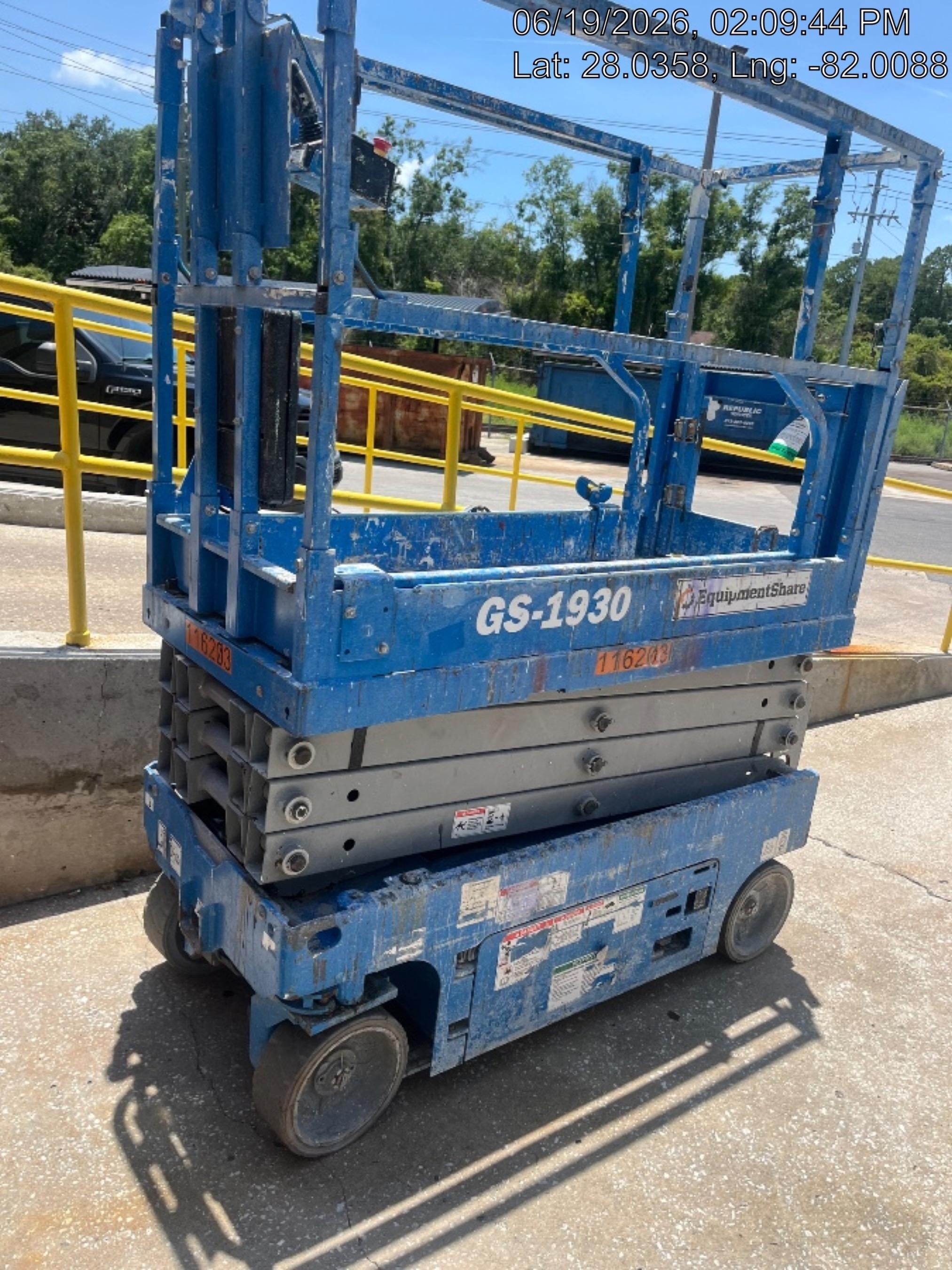 2020 Genie GS-1930 Solid Non Marking Tires, Beacon, Folding rails with half height swing gate