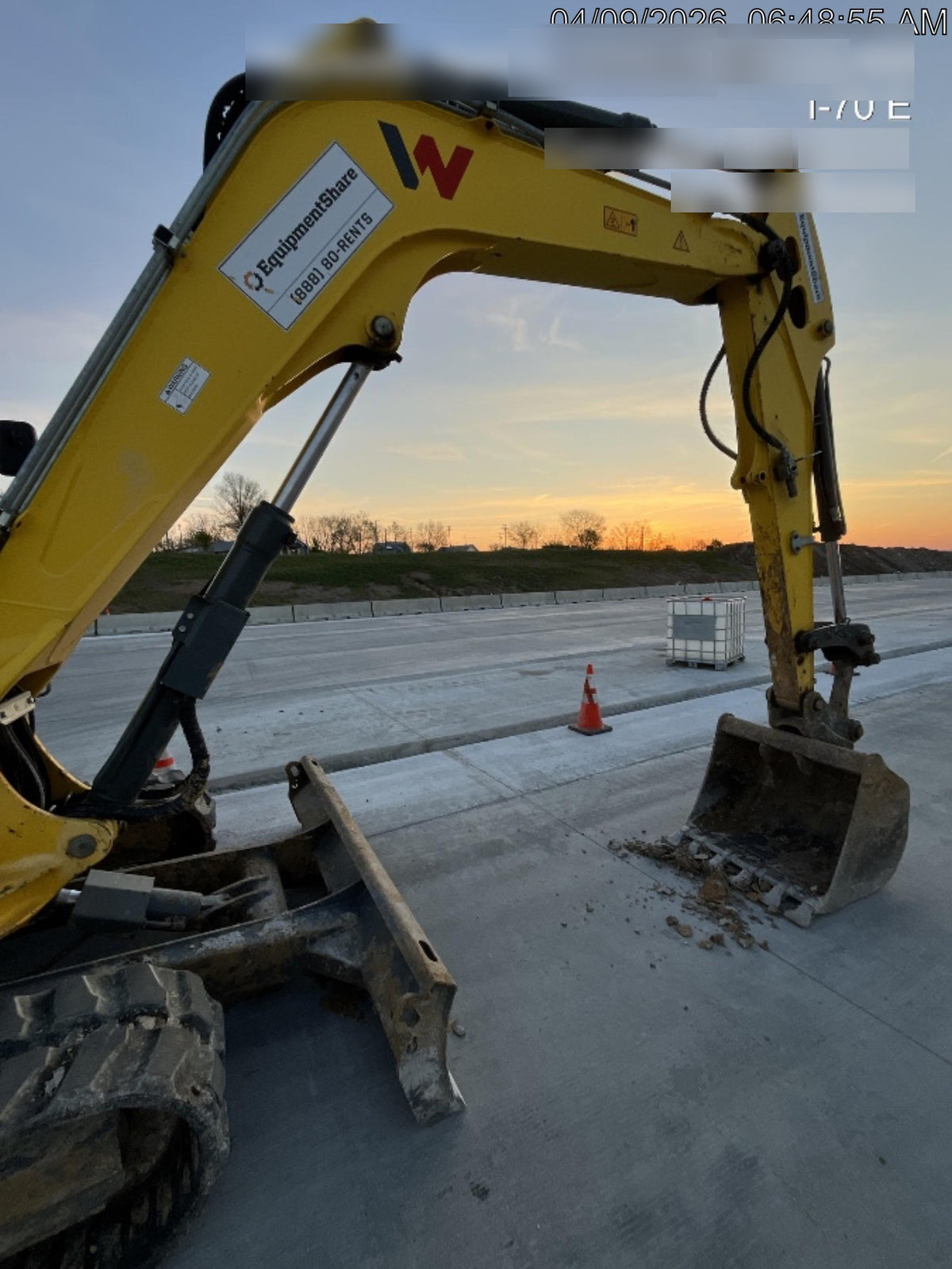 Wacker Neuson ET90 Cab, Long Dipperstick, Track, Bucket