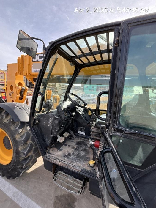 2019 JCB 510-56 74 HP w/CAB/HVAC, Beacon, Worklights, Aux Hydraulics, Foam Filled Tires w/60" Carriage/Forks