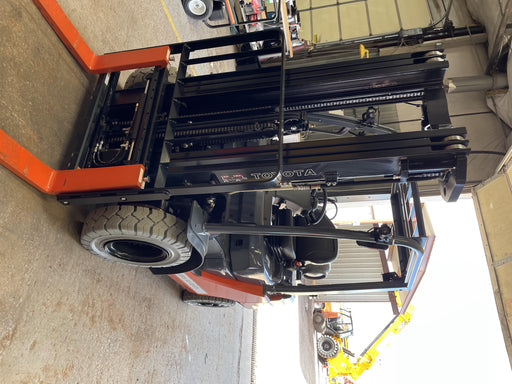 2022 TOYOTA 50-8FGU25