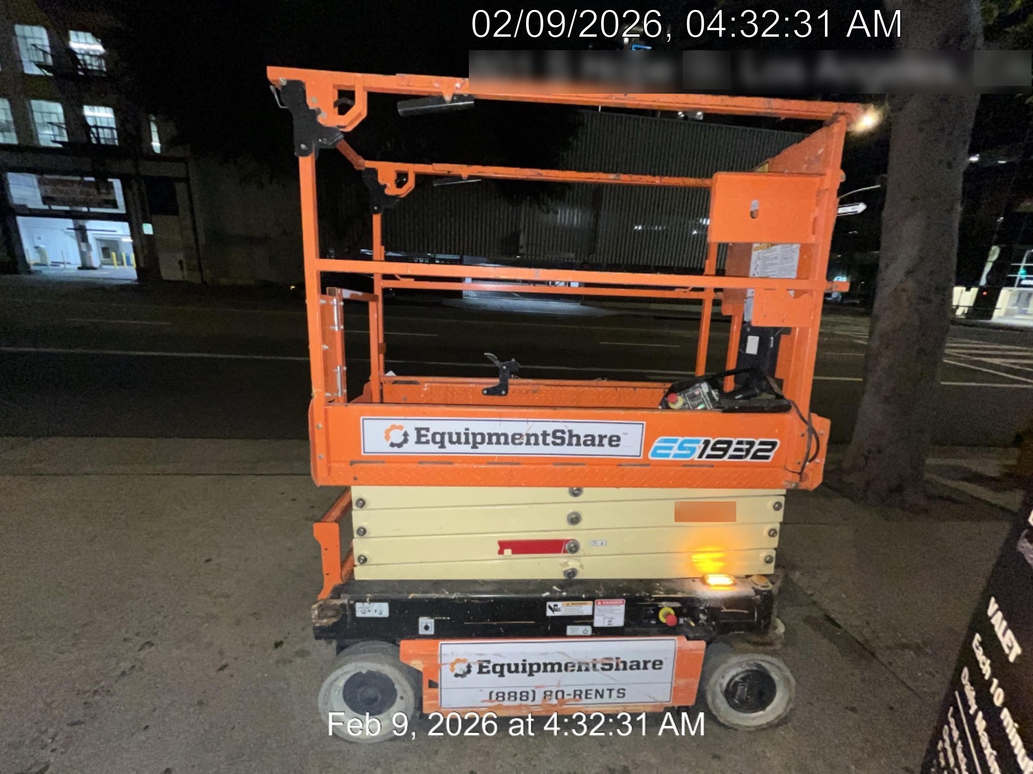 2021 JLG ES1932