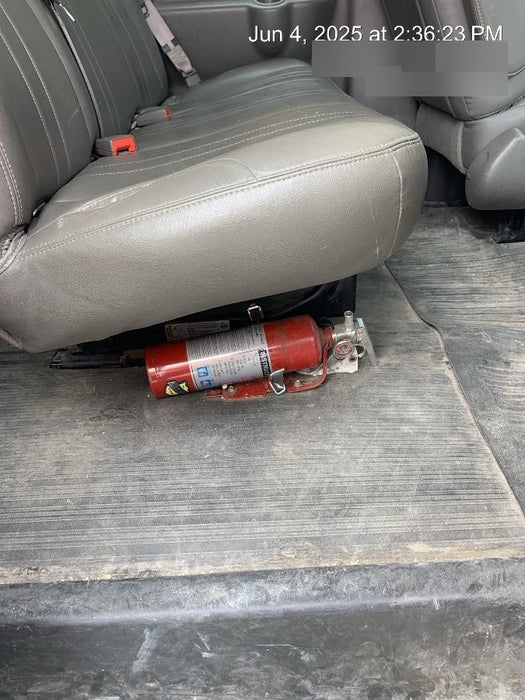 2023 CHEVROLET Express Van - Rental