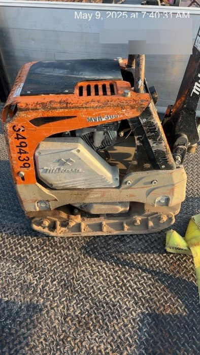 2023 Multiquip MV308GH Honda GX270, 18" Plate, Tachometer