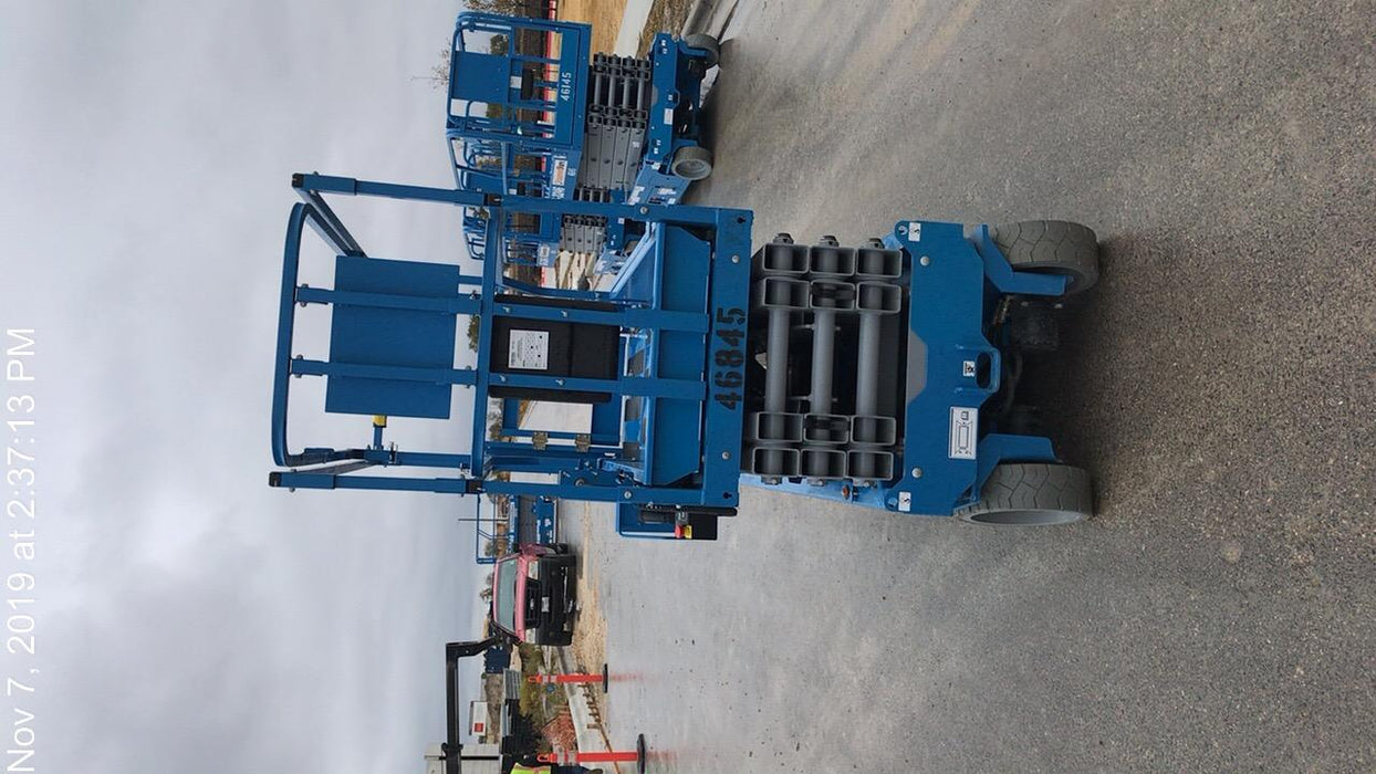 2019 Genie GS-2632 Folding rails with half height swing gate