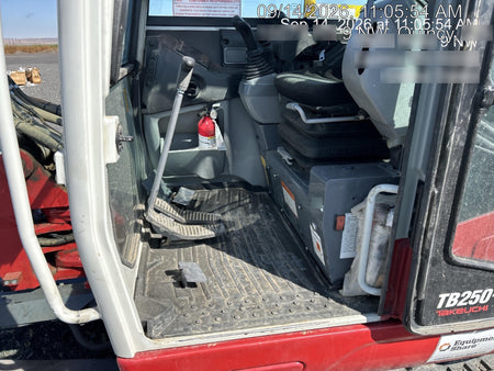 2024 TAKEUCHI TB250-2CR