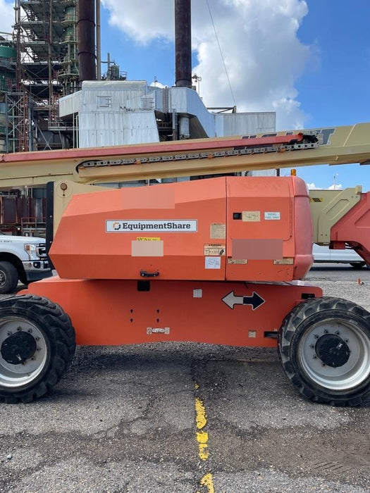 2019 JLG 800AJ