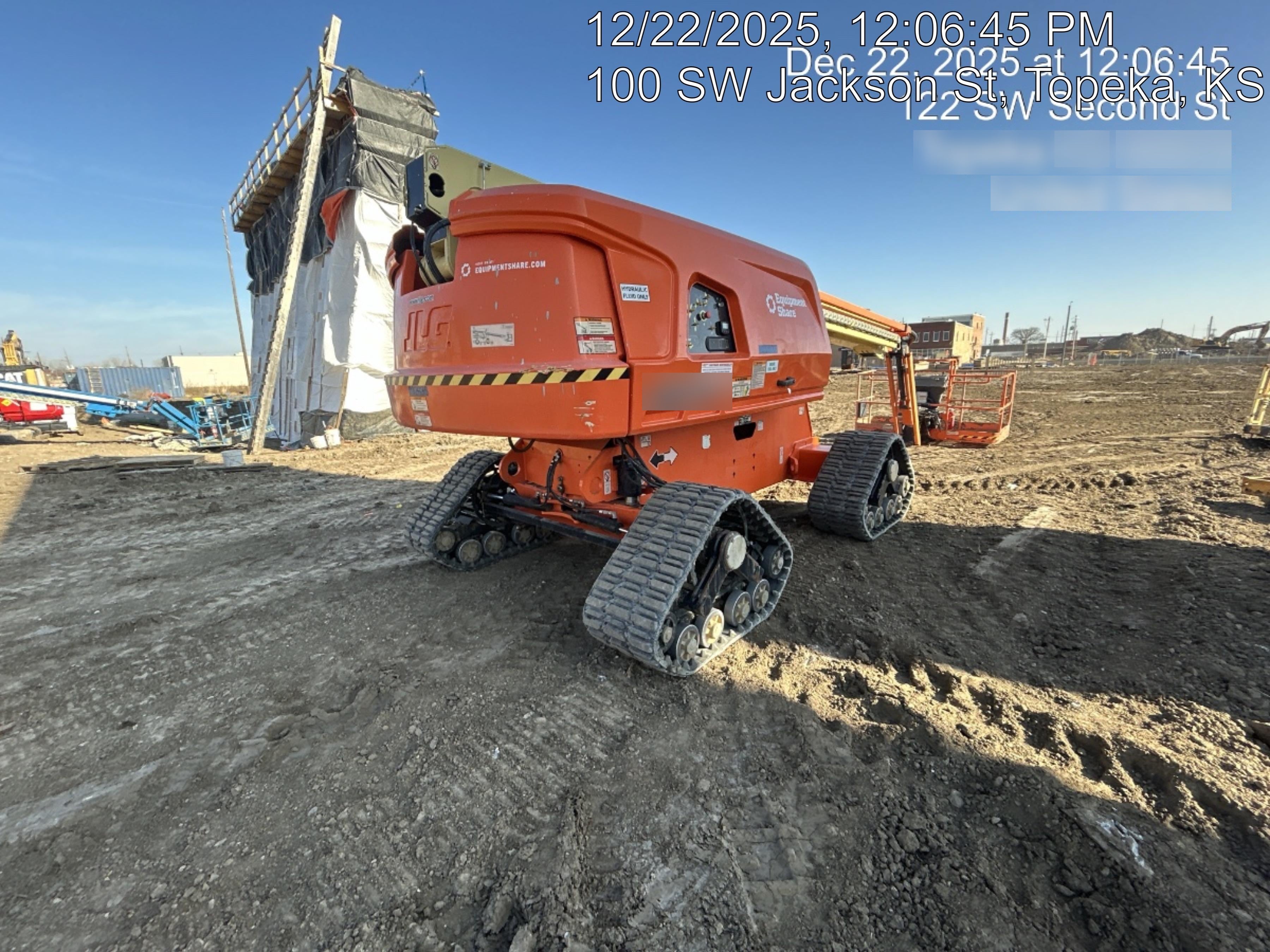 2022 JLG 660SJ Quad Track