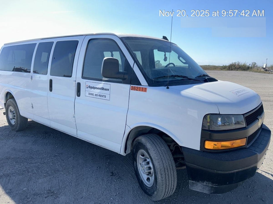 2023 CHEVROLET Express Van - Rental