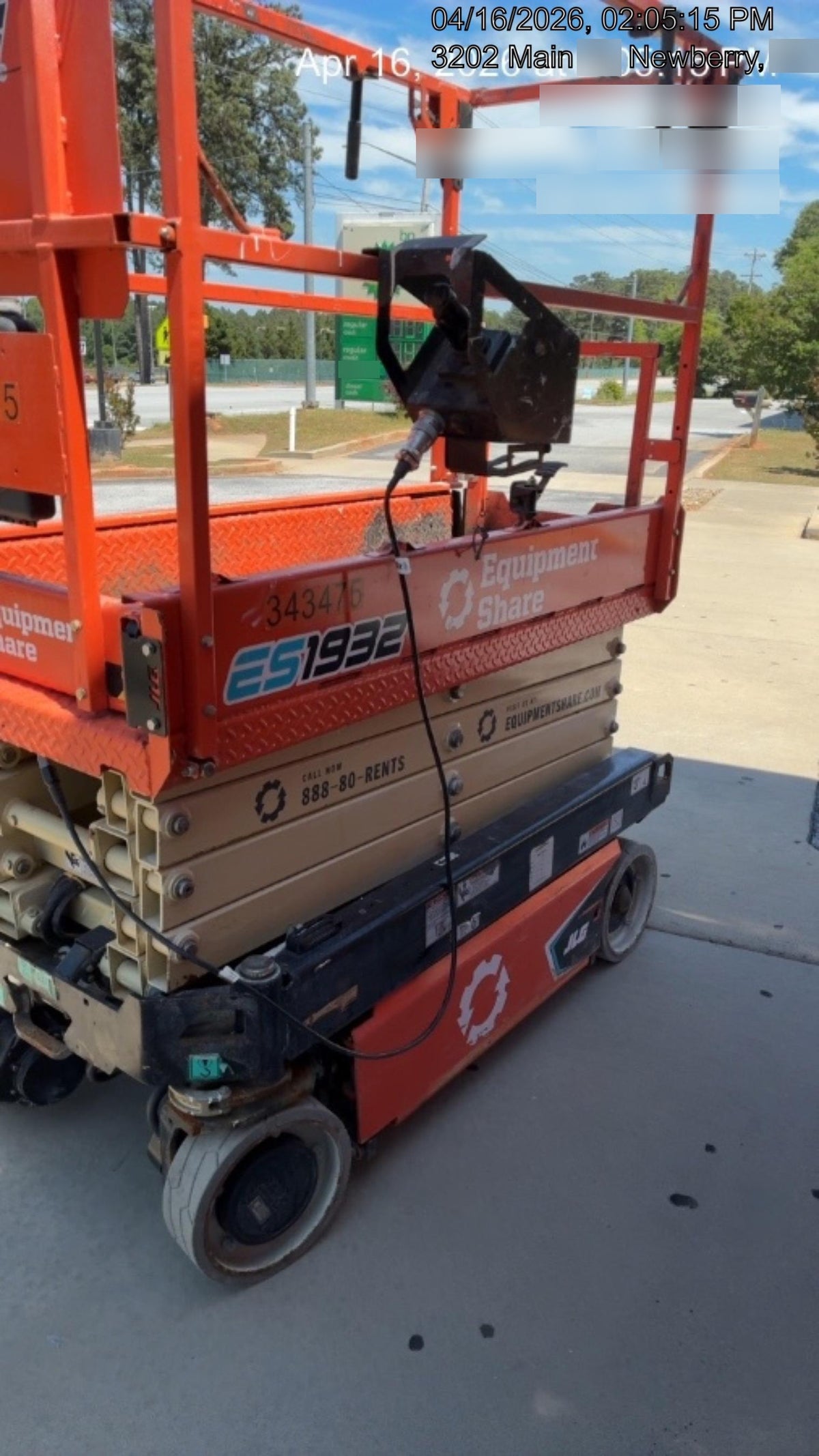 2023 JLG ES1932