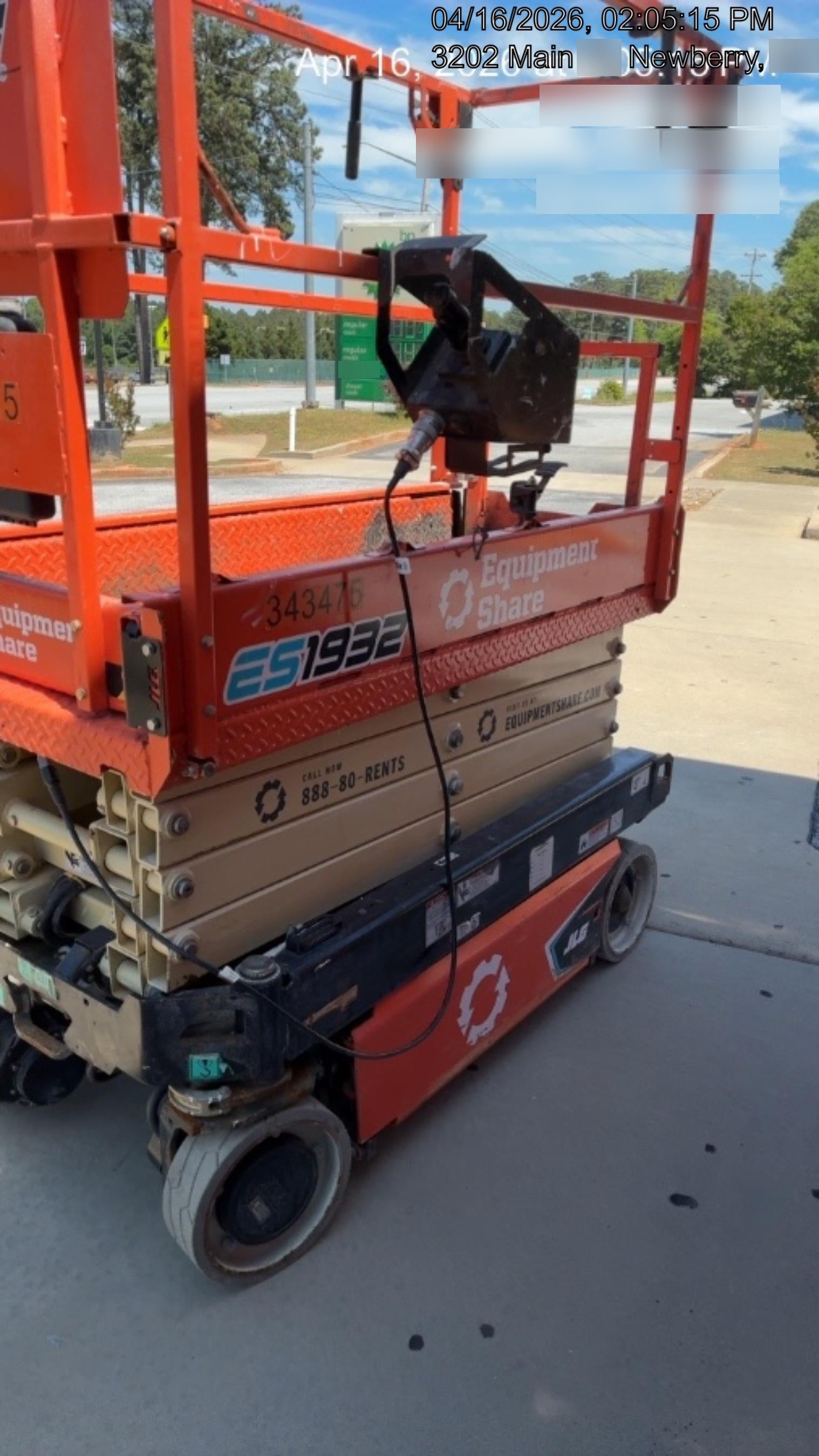 2023 JLG ES1932