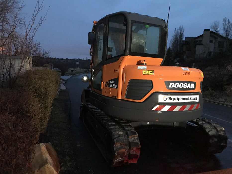 2020 Doosan DX85R-3 Cab/Heat/AC