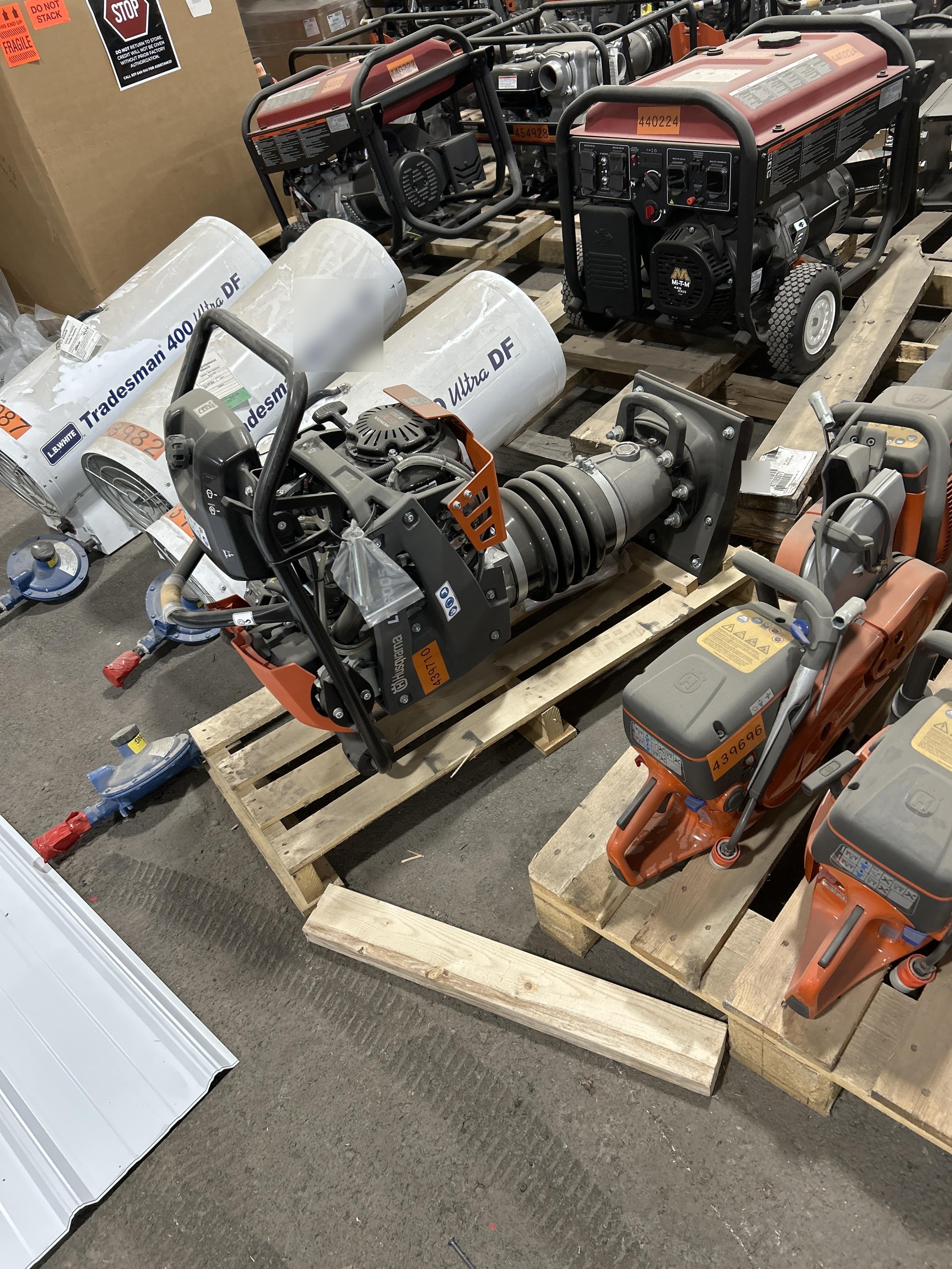 2024 HUSQVARNA LT6005