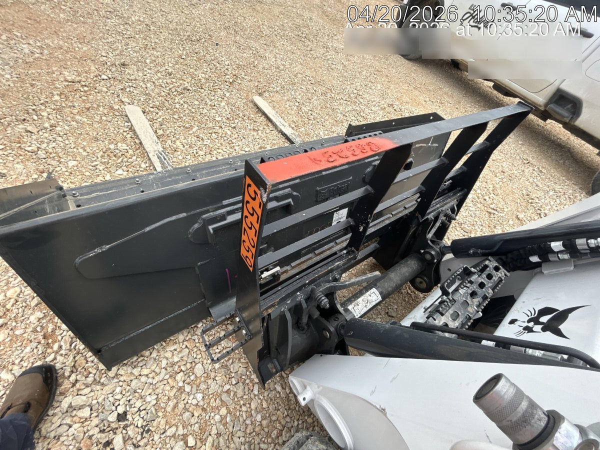 2025 ARROW MATERIAL HANDLING F5100CB - 72"